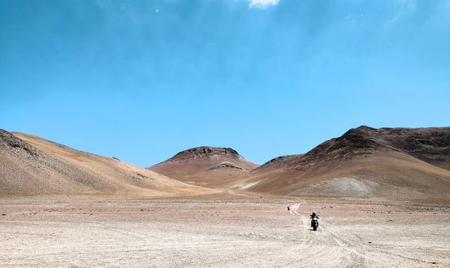 VOLCAN GALAN. LAGUNA DIAMANTE, FUMAROLAS. LAGUNA GRANDE - ARGENTINA INFINITA II/ TORRES DEL PAINE (9)