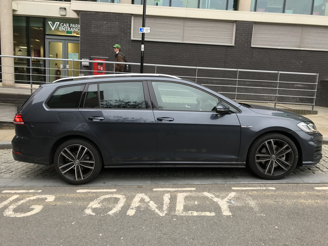 D840AADD-889A-4785-AAB1-06F0A0B30427