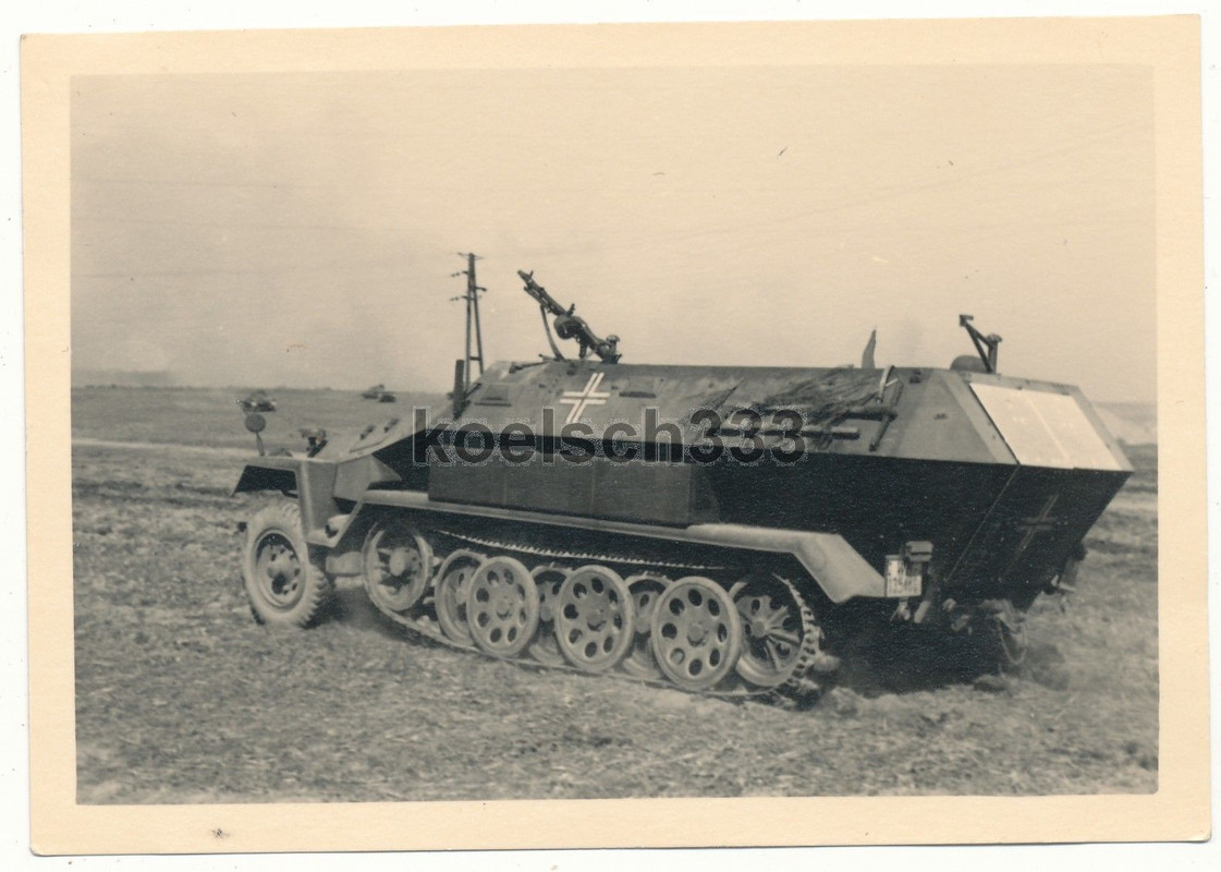 Foto Schützenpanzer Sd. Kfz. 251 Panzer Halbkett