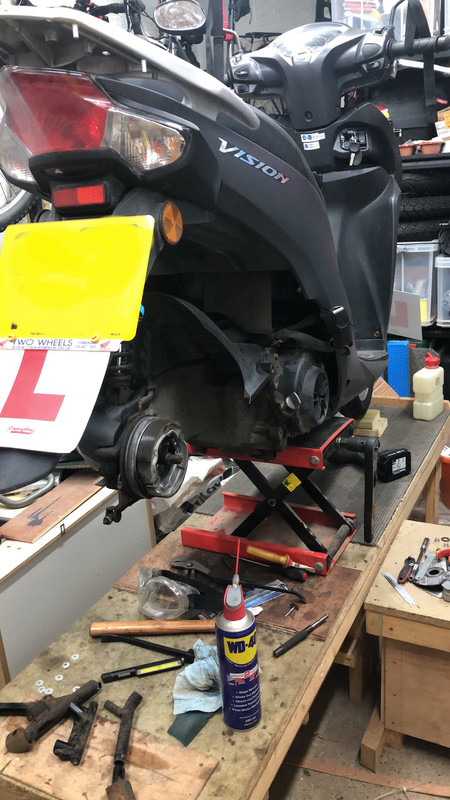 6C9734C3-B073-4B89-A27D-CE5A64EEC793