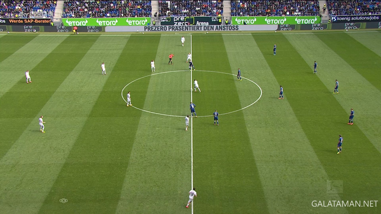 [Image: 04-20-15-10-05-Sky-Sport-Bundesliga-5-FH...hot-21.jpg]