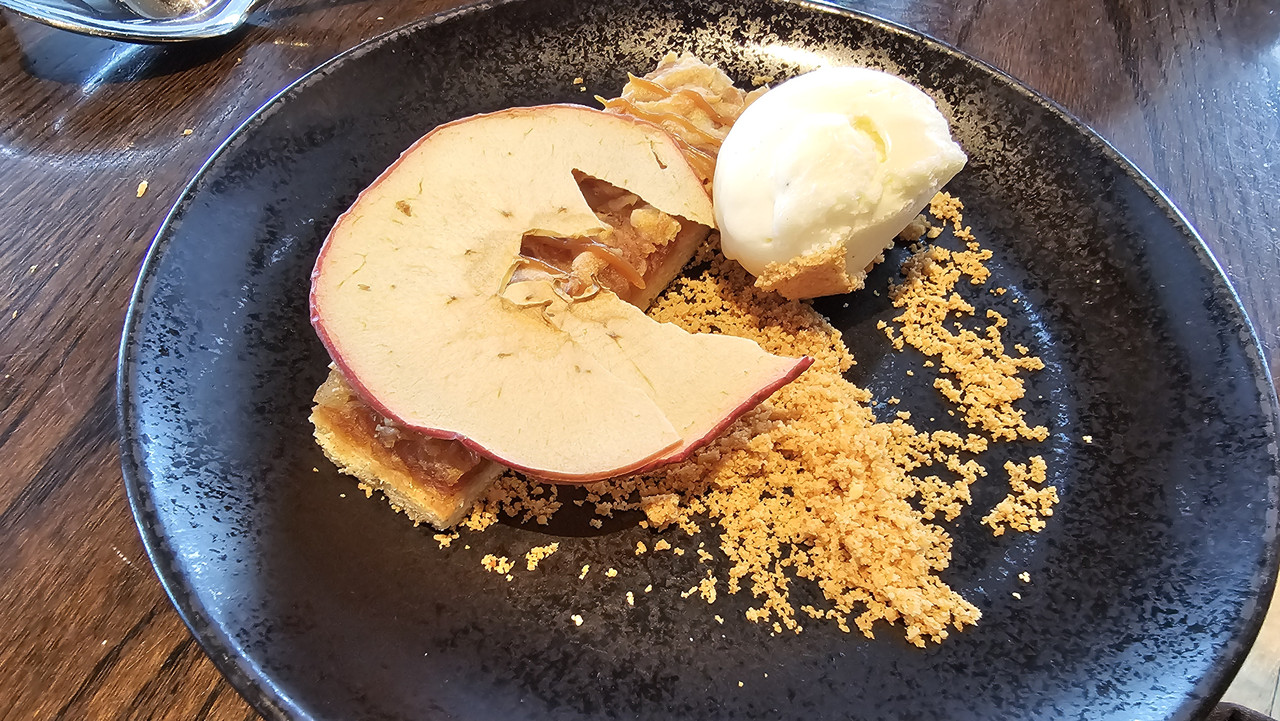 甜點，蘋果派香草冰淇淋