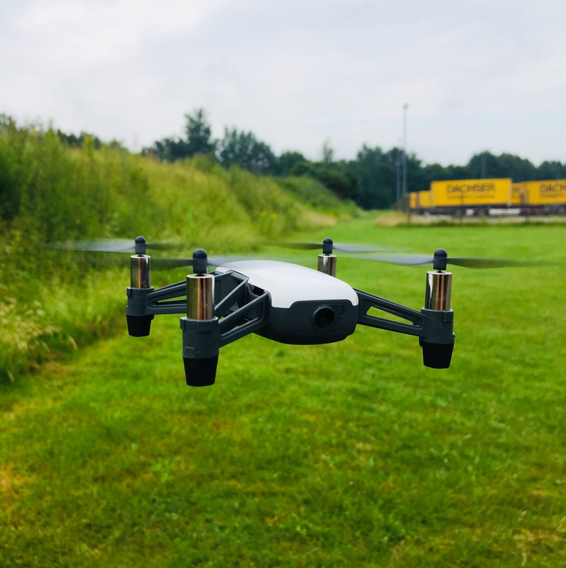 FDFC909E-1CE0-4D21-A0D7-4372F0761772