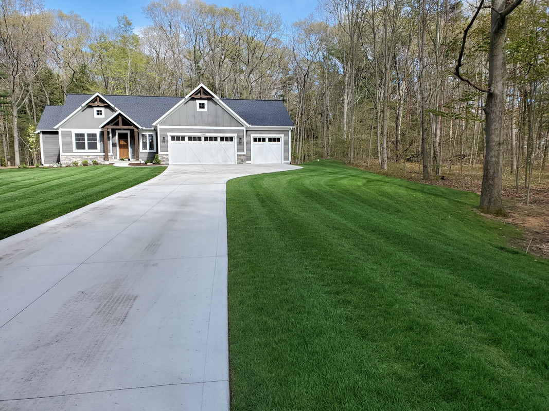 6B29D338-69BA-4830-BE56-BAD24D633CA0