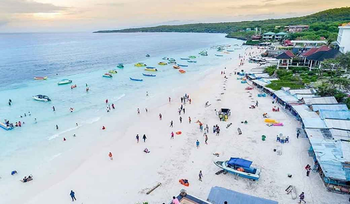 Menyusuri Pulau-Pulau Kecil di Sekitar Tanjung Bira