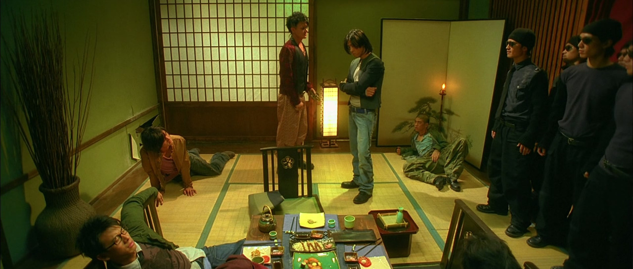 Dragon Tiger Gate (2006) + Extras v2 (1080p BluRay x265 HEVC 10bit EAC3 7.1 Chinese SAMPA) [QxR]