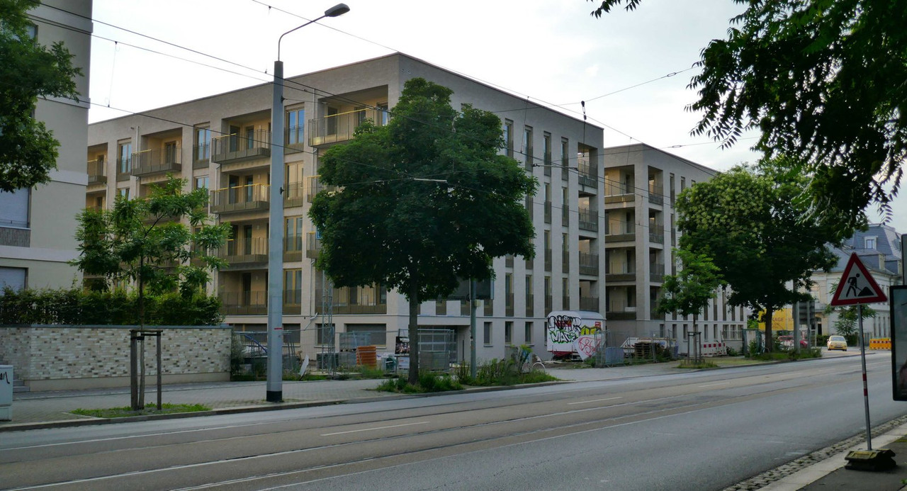 Bild: https://i.postimg.cc/JhT4rVSw/P1290866.jpg