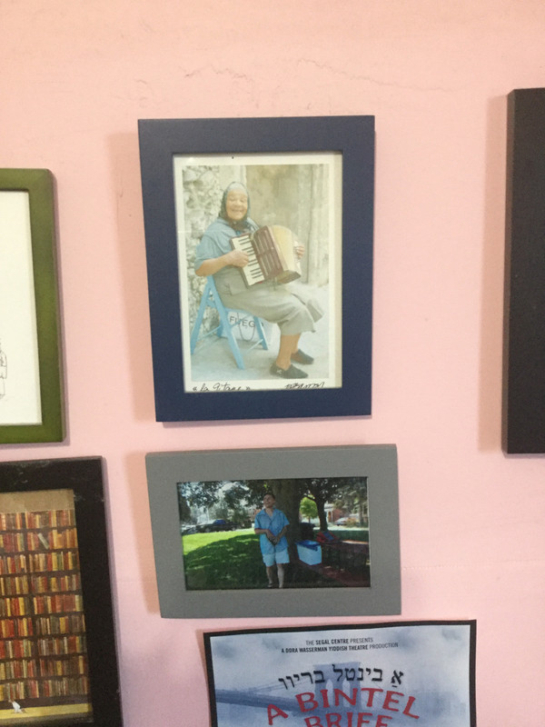 FDAEFC8C-99E7-44B8-B114-7D50C4C4859D