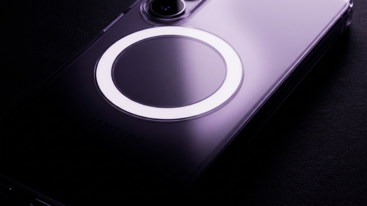 Funda magnética transparente Miracle S26 mostrando su diseño y anillo magnético