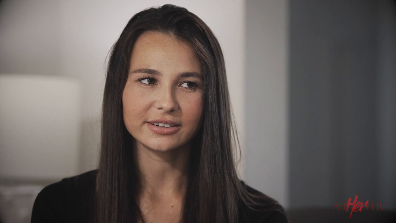 Liz Jordan Whitney Wright - The Social Media Influencer II Pt 2 - ALLHERLUV.mkv.0000