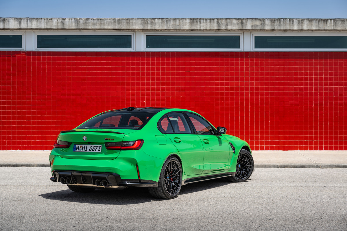 P90492755_highRes_the-all-new-bmw-m3-c