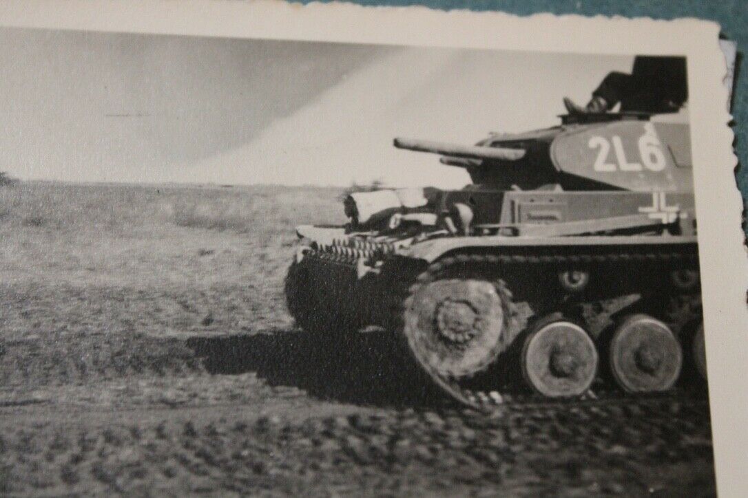 Foto Photo QG Wehrmacht deutscher Panzer tank Balkenkreuz Kennung Turm 2LG Fahrt