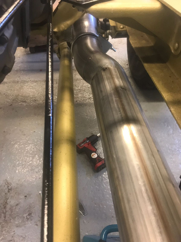 5AB1B88E-B687-435F-B80A-75F74C40A2EA