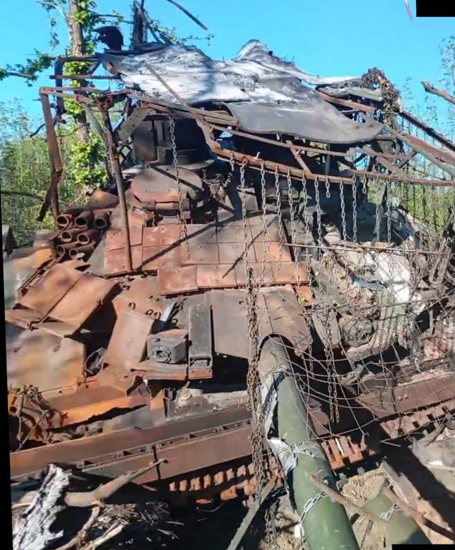 1010 T-90M 'Proryv' destr 17 05 25
