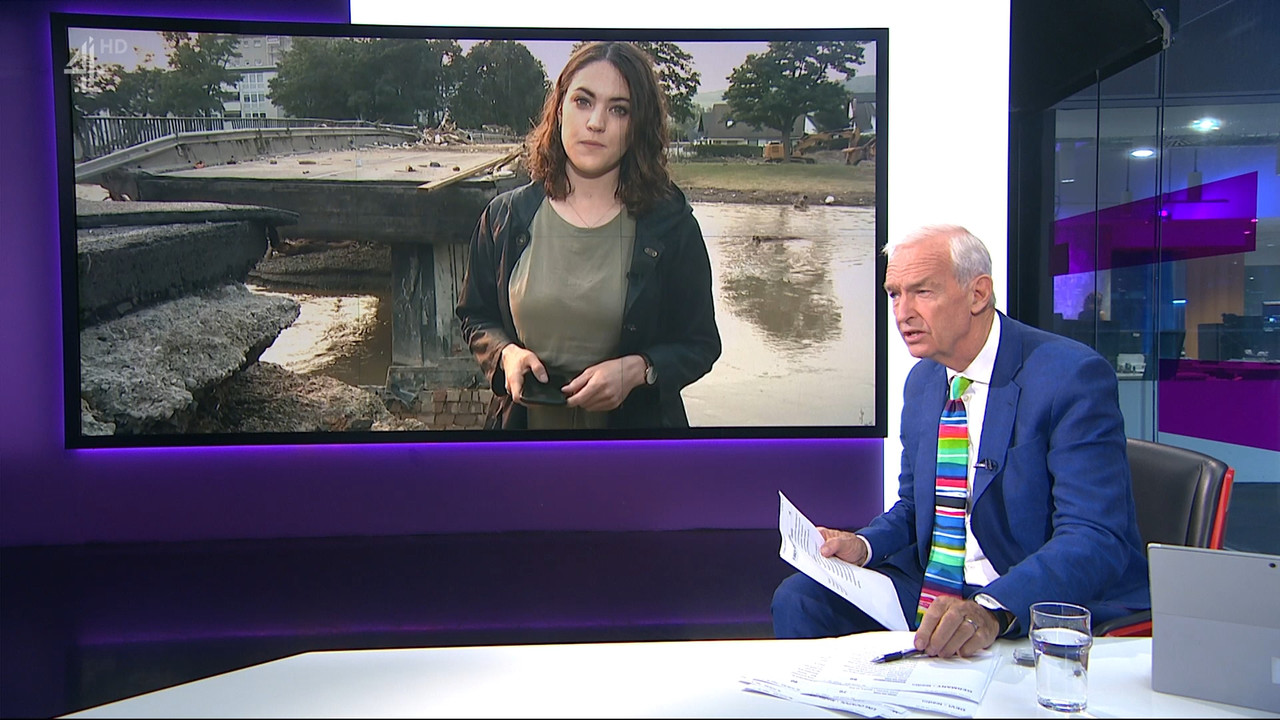 Channel 4 News_20210719_19002000.ts_snapshot_00.34.08.453