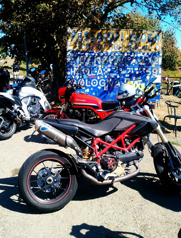 Hypermotard 1100S_1