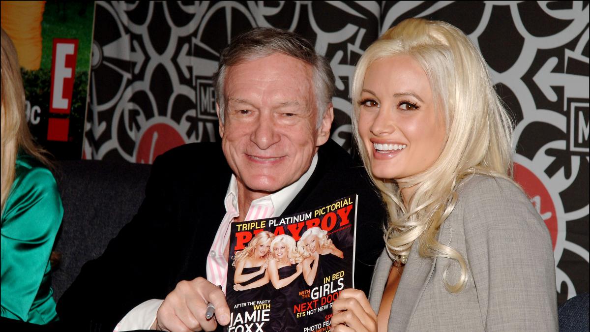 Ex conejitas de Playboy se unen para defender al difunto fundador Hugh Hefner