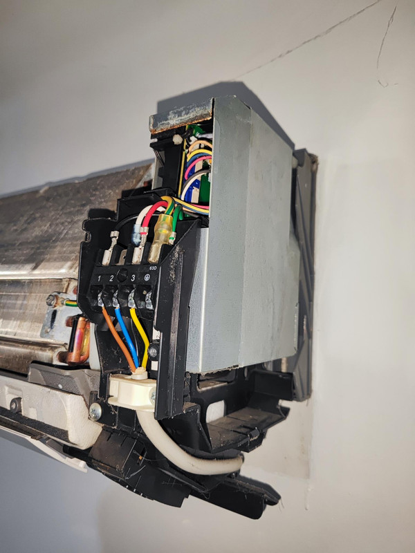 signal 2025 11 09 135000 004