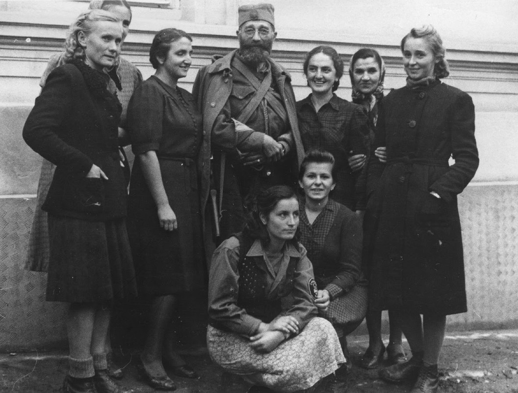 [Слика: 3579047.jpg]