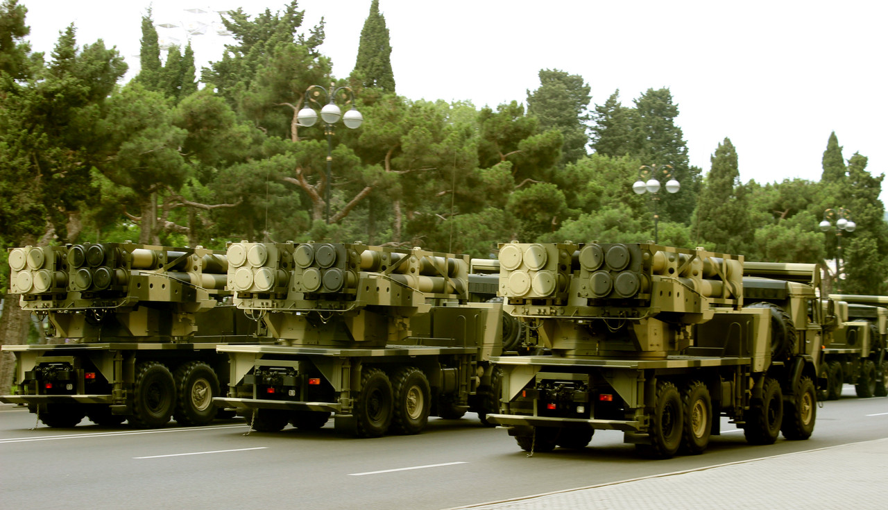 Military-parade-in-Baku-2013-49.jpg