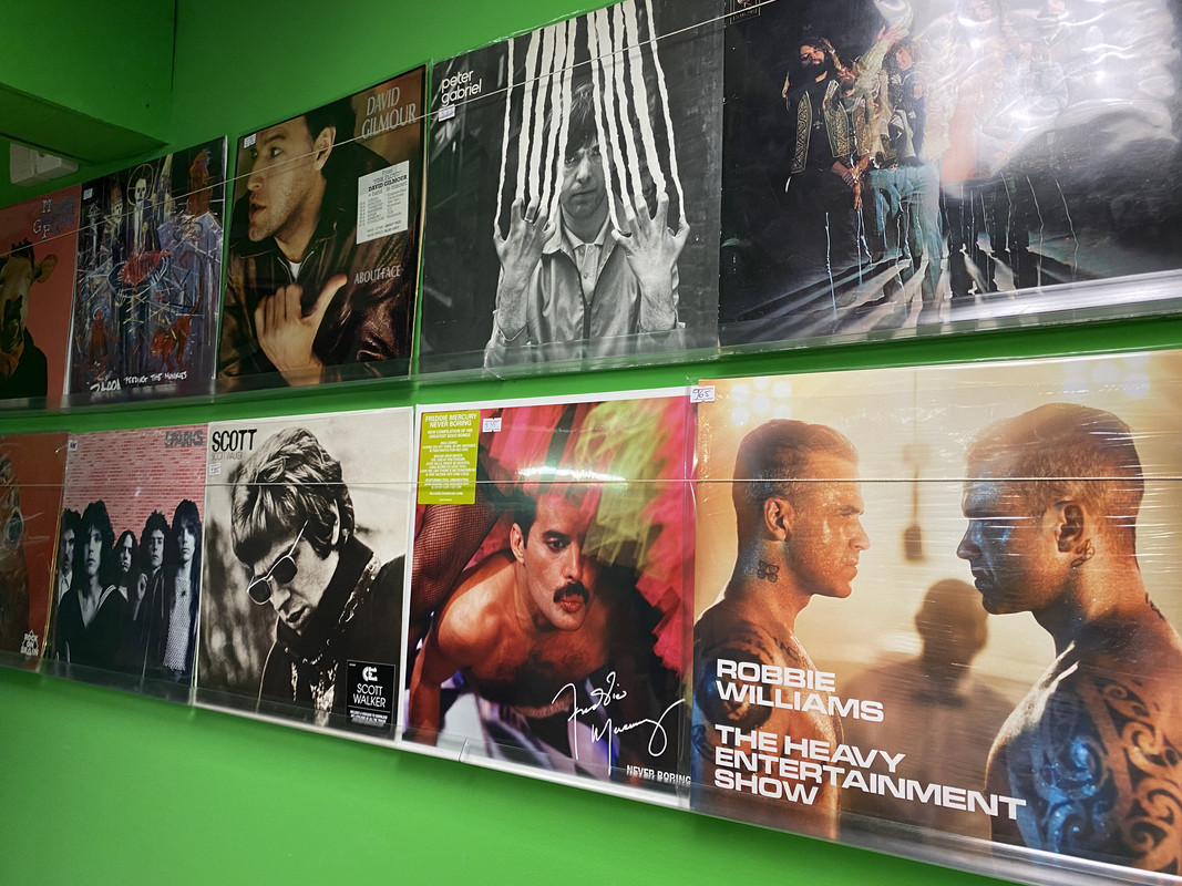 D28A9F8B-F019-4885-A93D-A42F4F0899E8