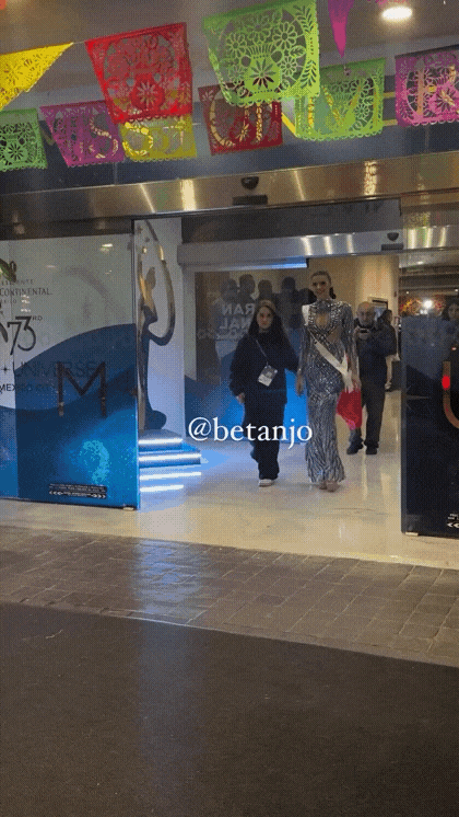 GIF-20241112-230102-227.gif