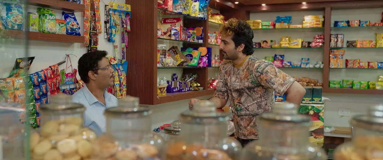 Haal 2025 WebRip [Malayalam] 480p 720p ESub Screenshot