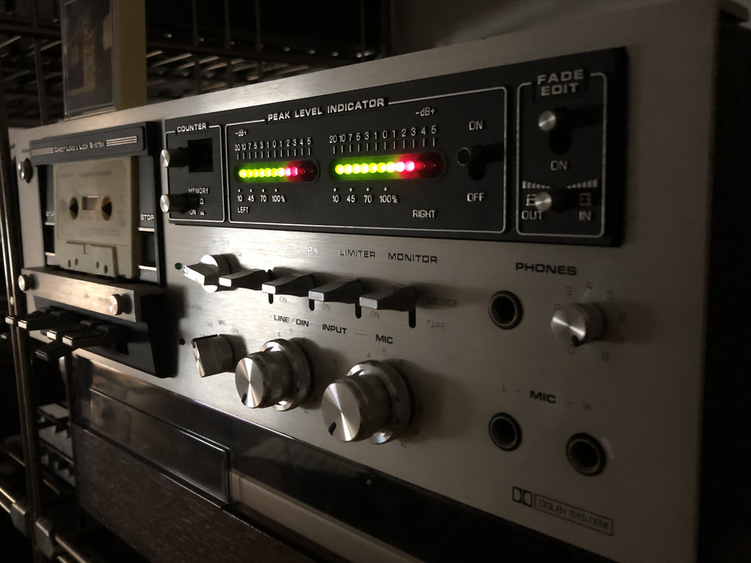 62859B28-6351-4F3D-B6E9-4DC7CBEC3672