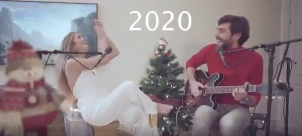 Sofía Ellar y Álvaro Soler dando la nota