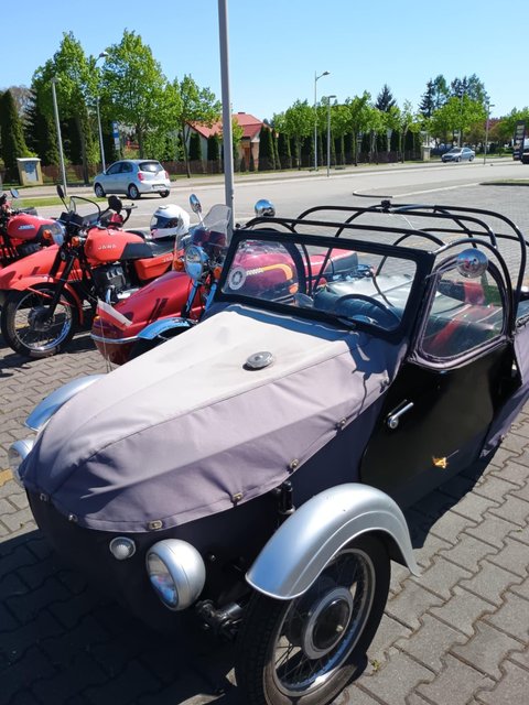 79329b1f-8d1e-4adc-8e0f-88da88e73e8f