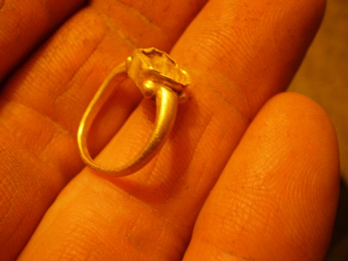 gold%20ring%202%20009