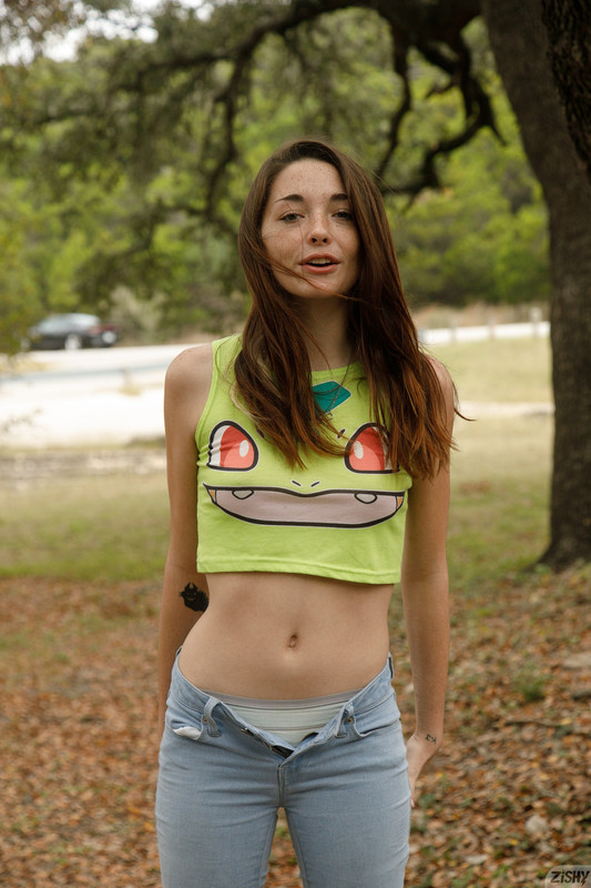 full_025_1232101456032665