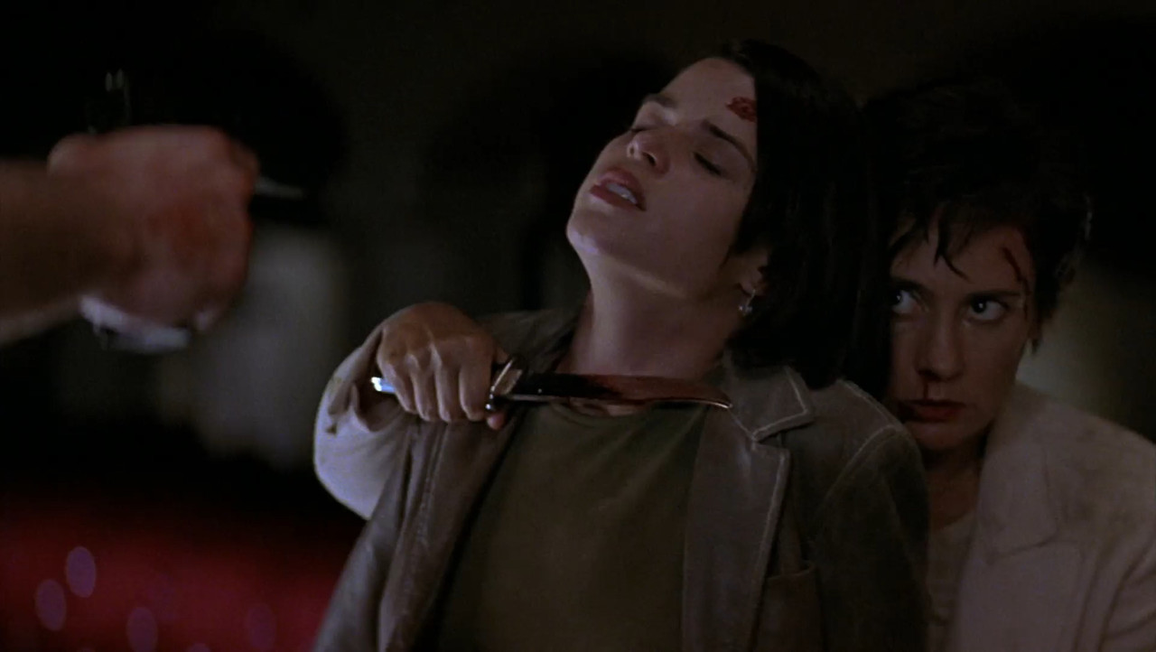 Scream Part 2 1997 BluRay [Hindi + English] 1080p 480p 720p ESub Screenshot