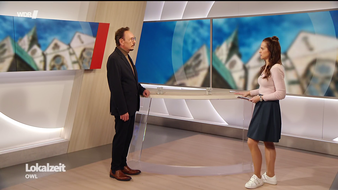 Kristina Sterz WDR Lokalzeit OWL 12 03 2026 112X Caps 48