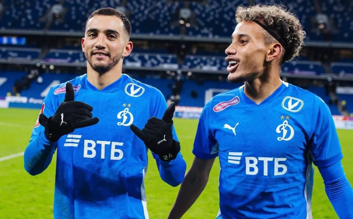 Video: Luis Chávez anota su primer gol en Rusia y así lo celebra