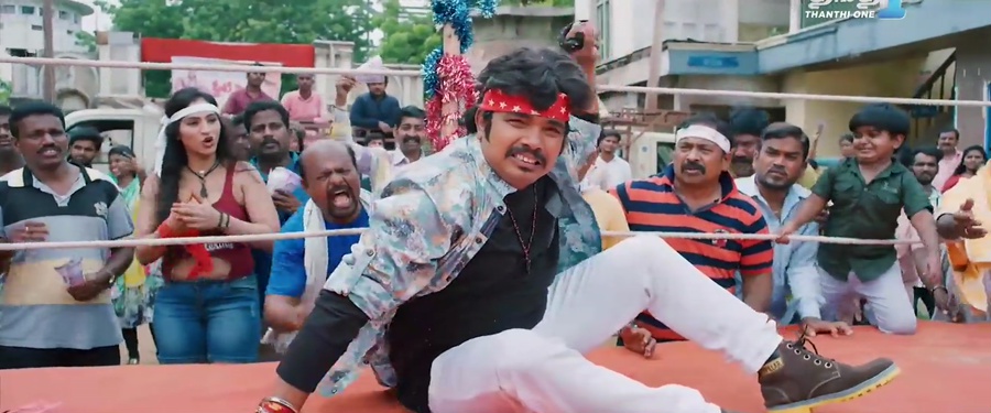Bazaar Rowdy 2021 WebRip [Tamil] 480p, 720p Screenshot