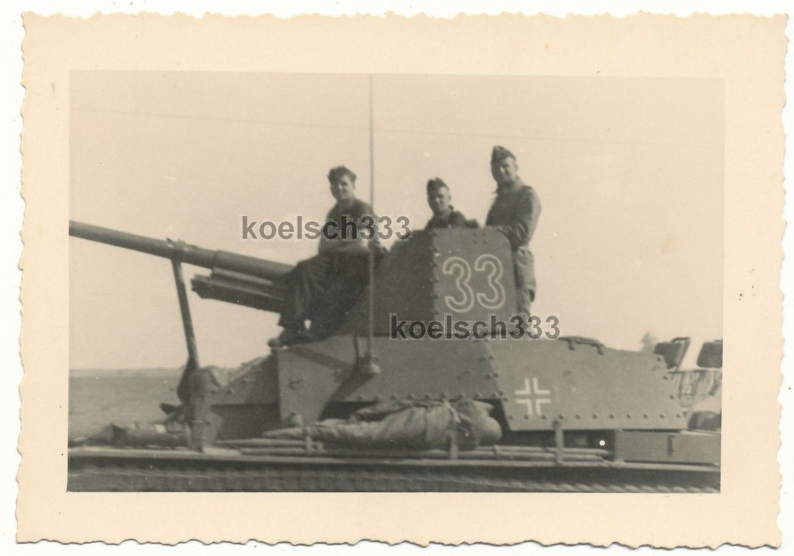 Foto 19. Panzer Div. - Panzerbesatzung Panzerjäg