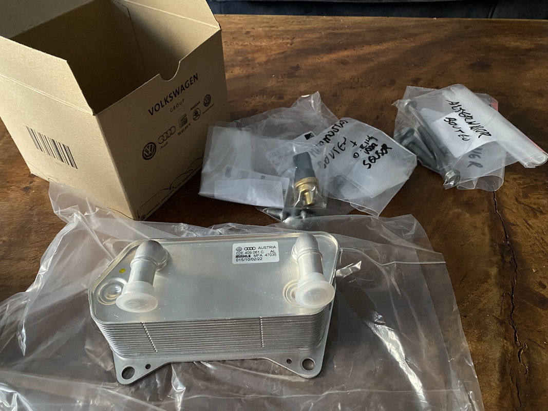 49E87099-BFDD-4D6A-AFA1-5C4619B2A354