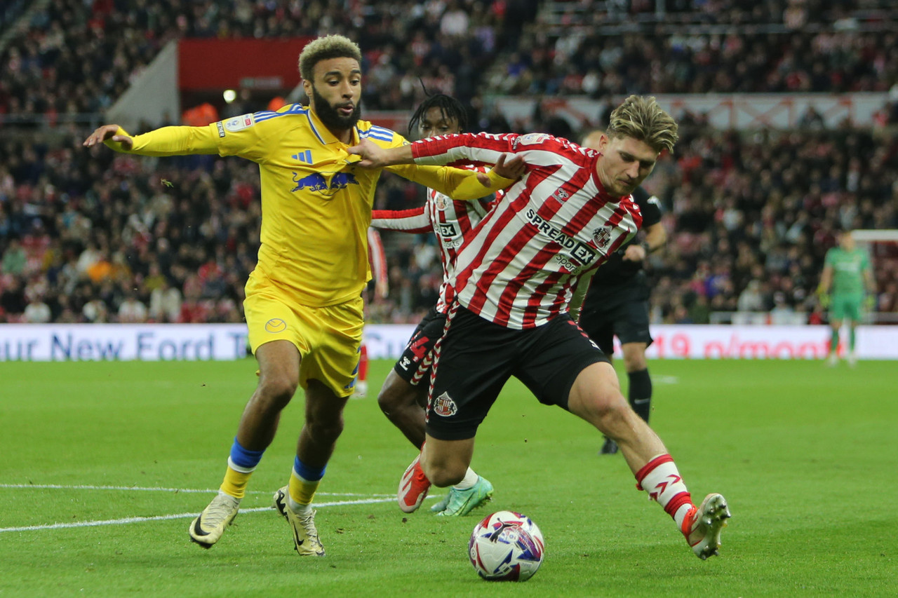Leeds United vs Sunderland, 02h30 ngày 04/03