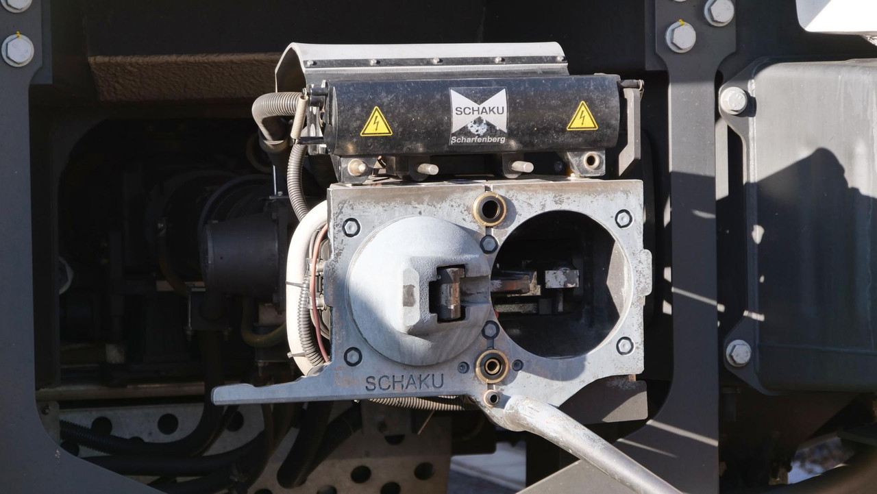 [Bild: 310126-145315-359b.jpg]