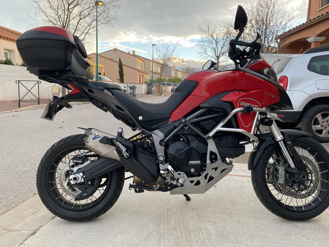 47B7D862-6D26-4A55-A990-52D871216112