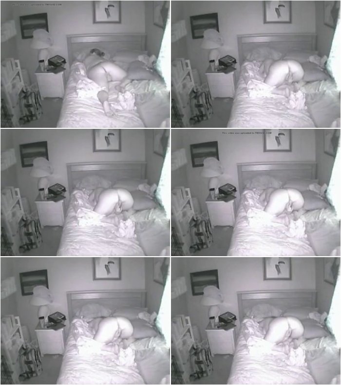 [Image: Solo-Wife-video-44-3.jpg]