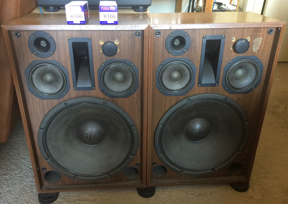 speakers.png