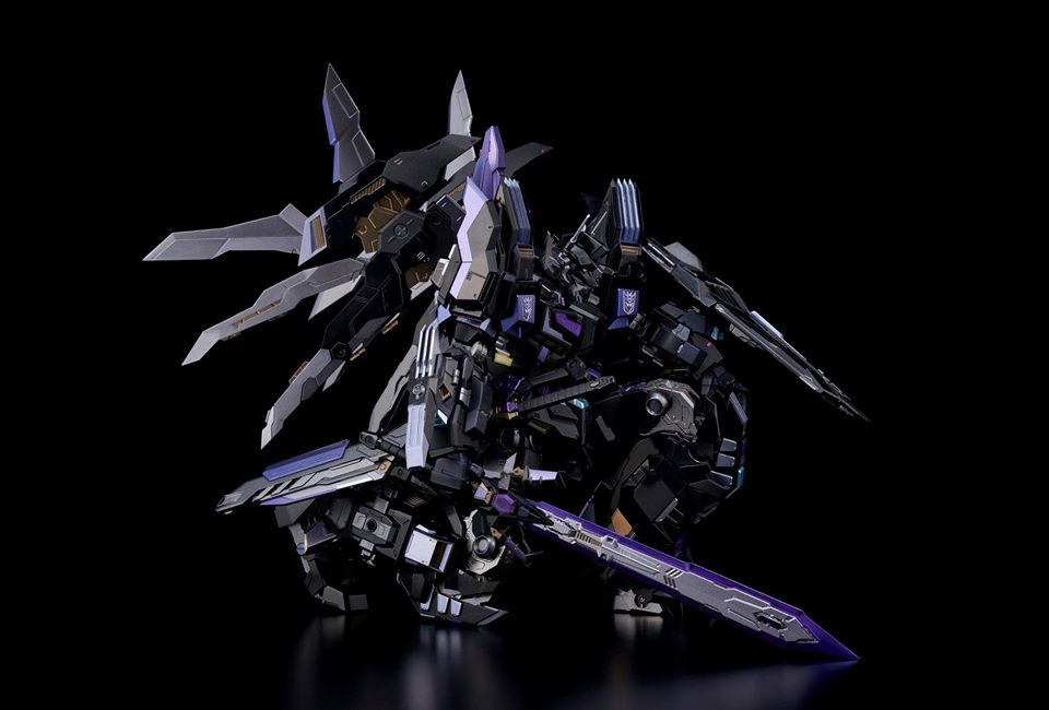 Kuro-Kara-Kuri-Dark-Star-Saber-13