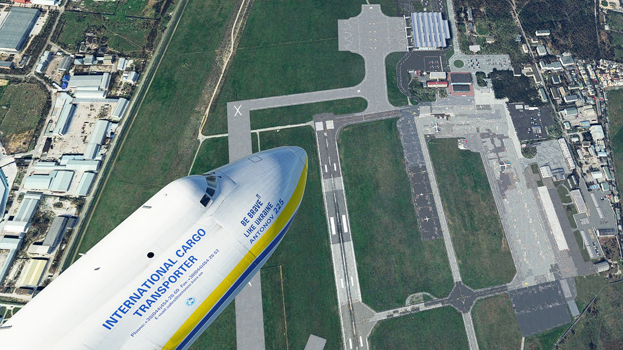 AN-225-at-Odesa-airport-UKOO-23.jpg