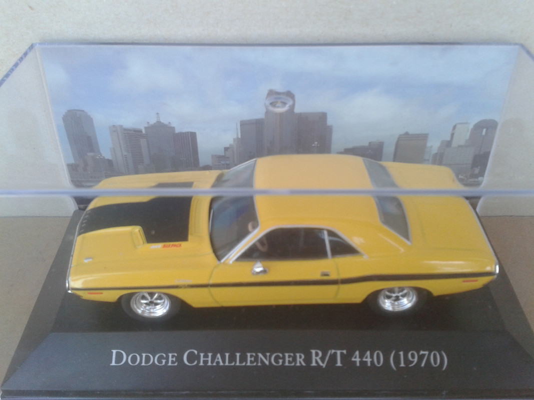 1970 Dodge Challenger MK I RT 440 (Ixo - nº7 American Cars Altaya) (2)