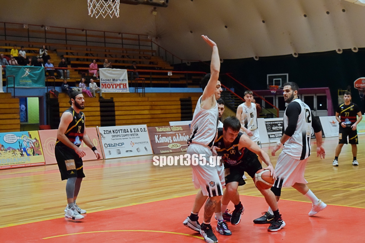 , &Mu;&alpha;&tau;&sigma;ά&rho;&alpha; &sigma;&tau;&eta;&nu; &Tau;έ&nu;&tau;&alpha;, &omicron; &Delta;ί&omega;&nu;&alpha;&sigmaf; &pi;ή&rho;&epsilon; &mu;&epsilon;&gamma;ά&lambda;&omicron; &delta;&iota;&pi;&lambda;ό &epsilon;&pi;ί &tau;&eta;&sigmaf; &Kappa;&alpha;&lambda;&alpha;&mu;ά&tau;&alpha; BC &mu;&epsilon; 92-81 &sigma;&tau;&eta;&nu; 2&eta; &pi;&alpha;&rho;ά&tau;&alpha;&sigma;&eta; (&phi;&omega;&tau;ό & &beta;ί&nu;&tau;&epsilon;&omicron;)