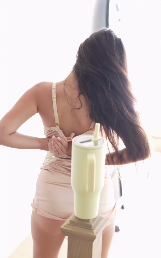 [Image: Dressing735510181820260429.jpg]