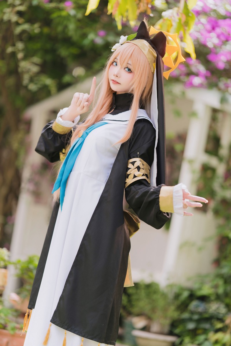 艾西Aiwest 碧蓝档案伊落玛丽修女Cosplay写真图集 修女主题高清图集 33P (98.4M)插图2