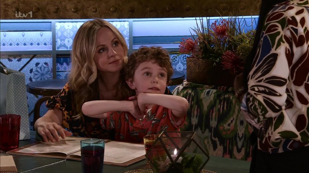 [Image: q4z3g4cagp2r.jpg]